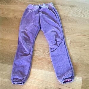 Ivivva by Lululemon girls fleece lined sweat pants pink